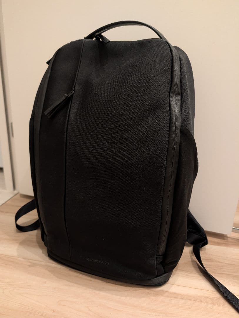 Maverick Co. ProActive 防水ビジネスバックパック