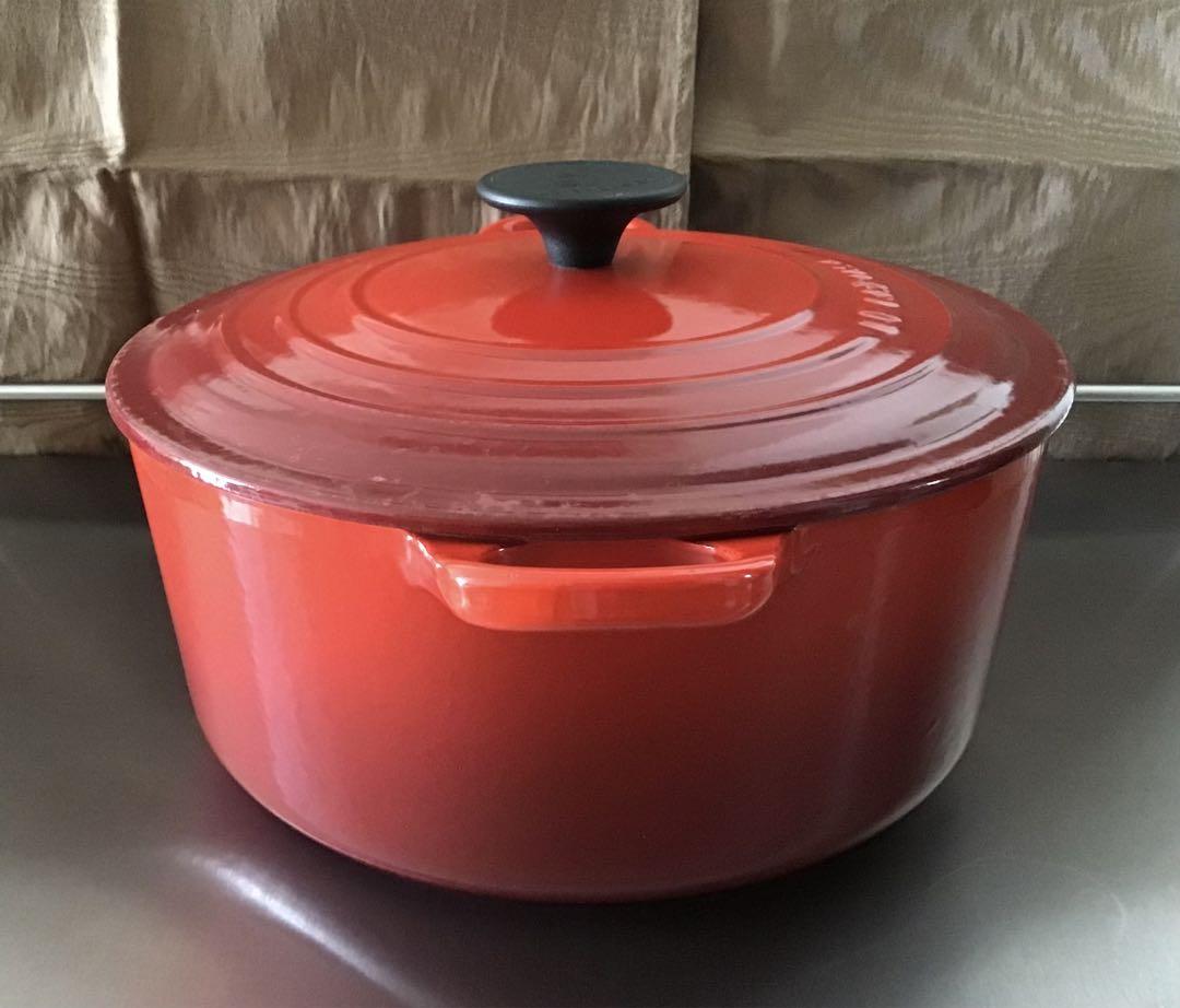 LE CREUSET ル・クルーゼ　鍋　ココット　24cm フランス製　IH可