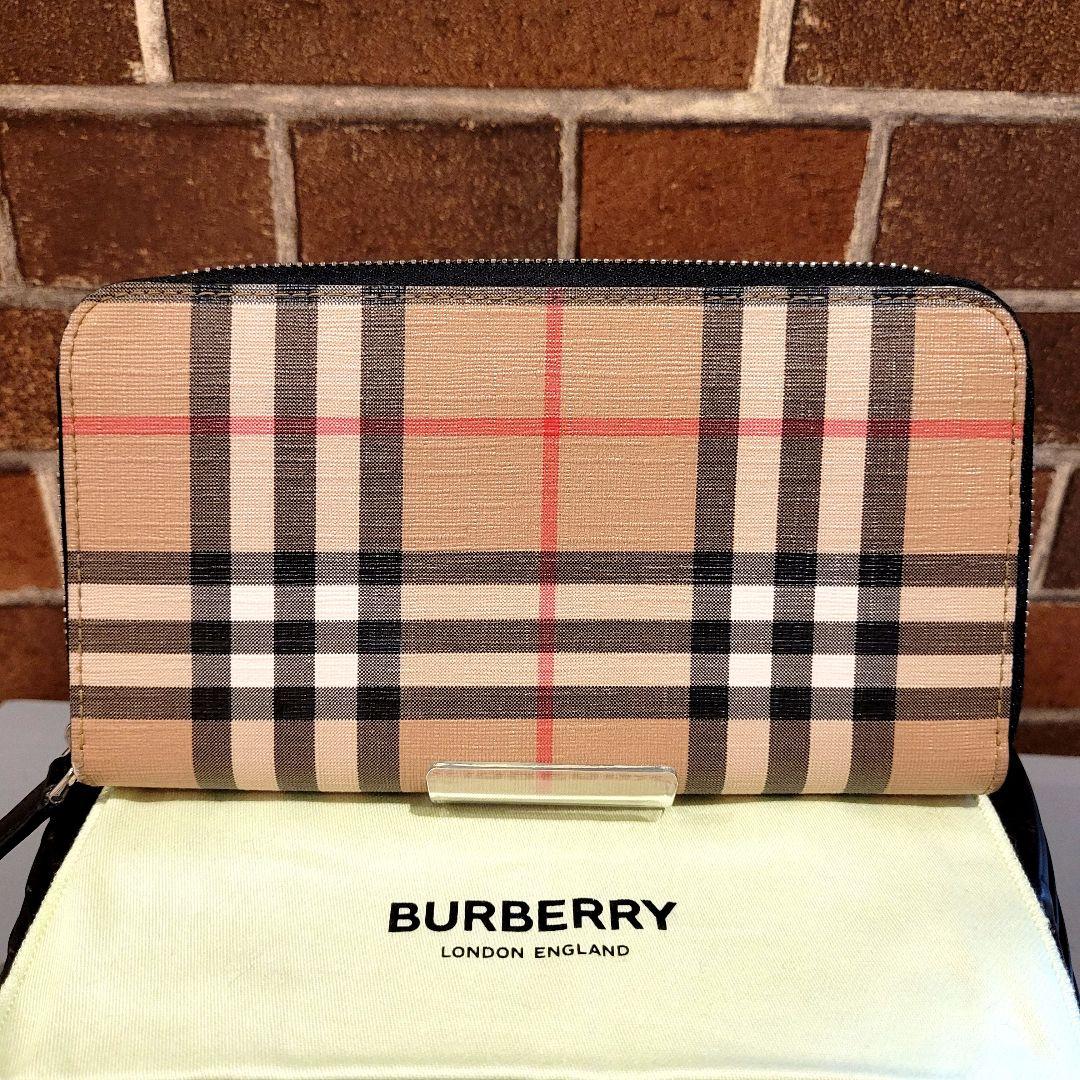 大人気の バーバリー 長財布 ラウンドジップ PVC×レザー BURBERRY 美品