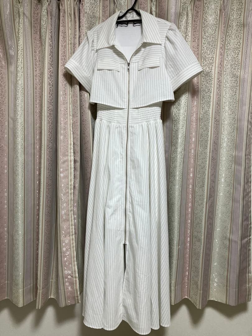 rienda バストフレアワンピース