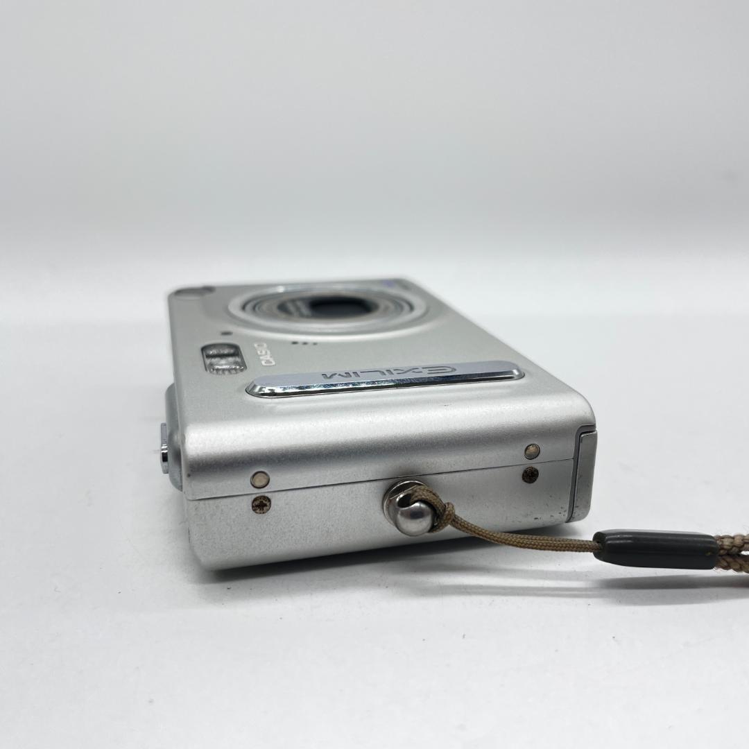 CASIO EXILIM EX-Z4 SILVER【動作品・転送特典無料有り】 - メルカリ