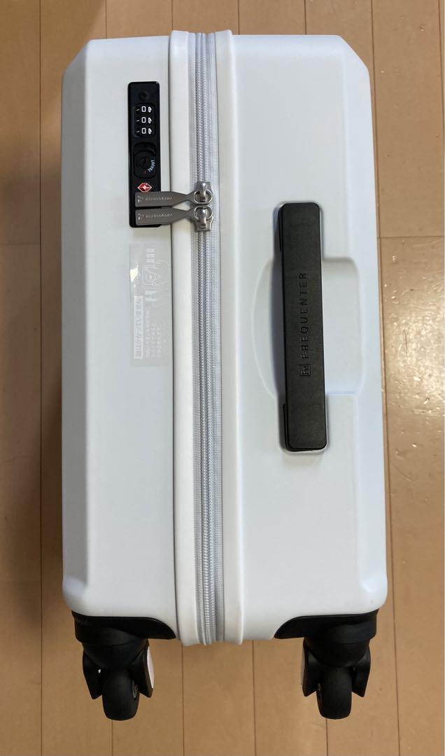 スーツケース、キャリーバッグ22L軽量 静音ホワイト