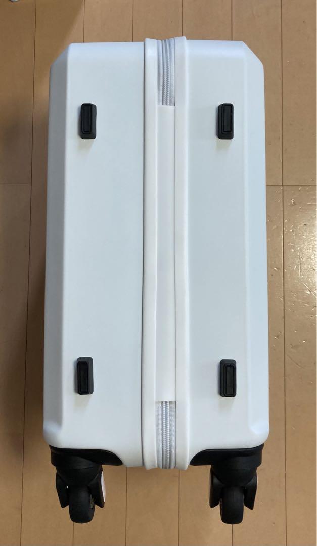 スーツケース、キャリーバッグ22L軽量 静音ホワイト
