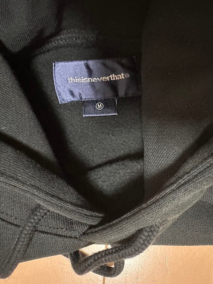 thisisneverthat 黒パーカー Mサイズ thisisneverthat 黒パーカー Mサイズ