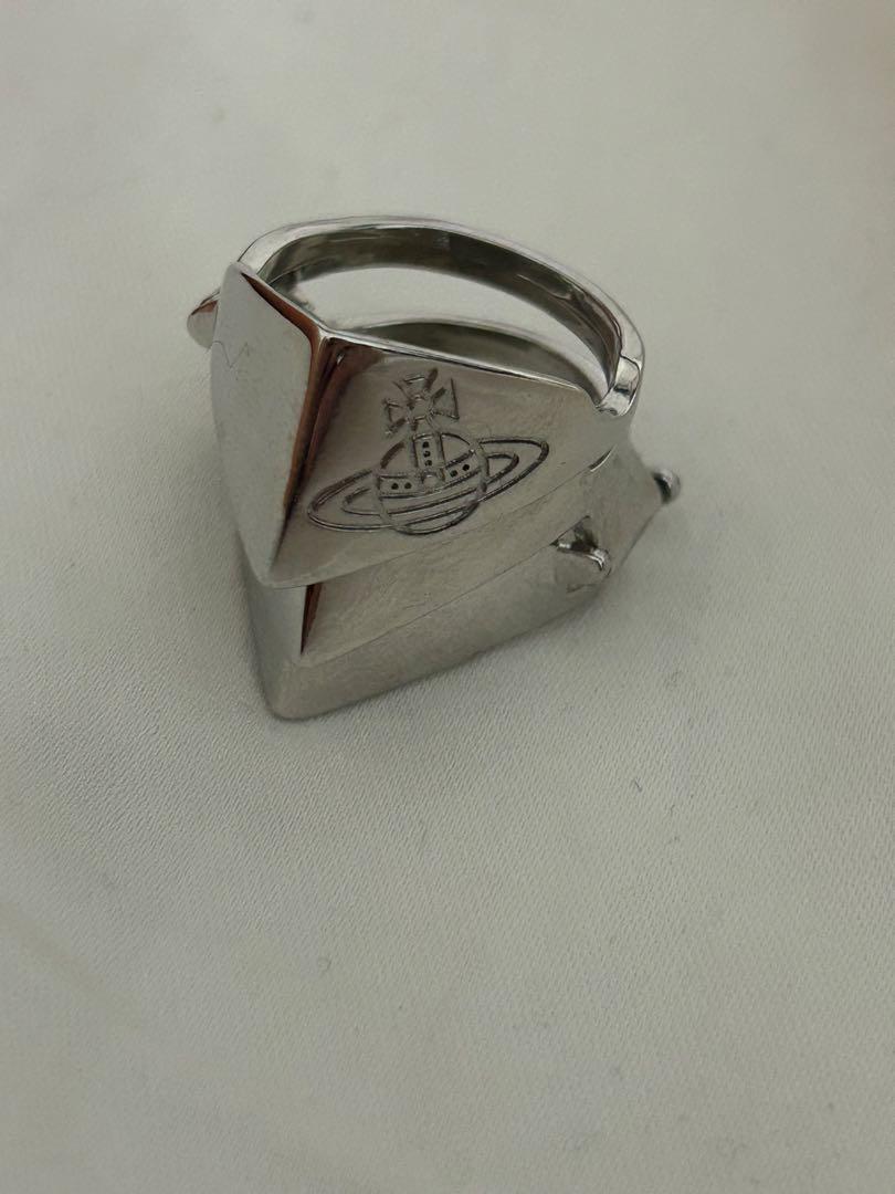 Vivienne Westwood リング