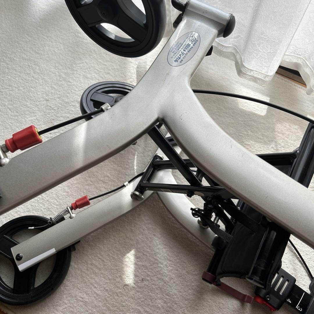 アロン化成 歩行器リトルターン 屋内使用品