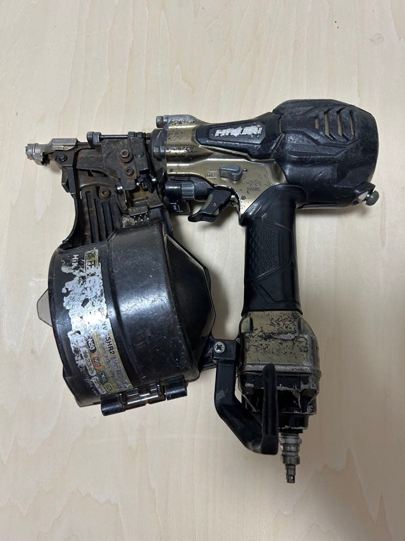 HIKOKI 高圧釘打ち機 65 大工引退品hikoki