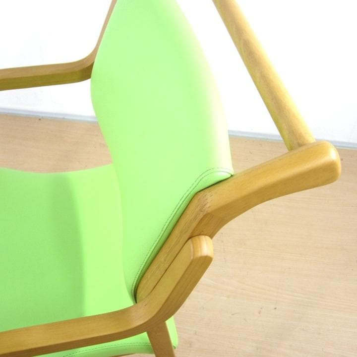 手摺付き介護用椅子　貞苅イス　ウエービングテープ　掛心地　良い　立ち上り易い