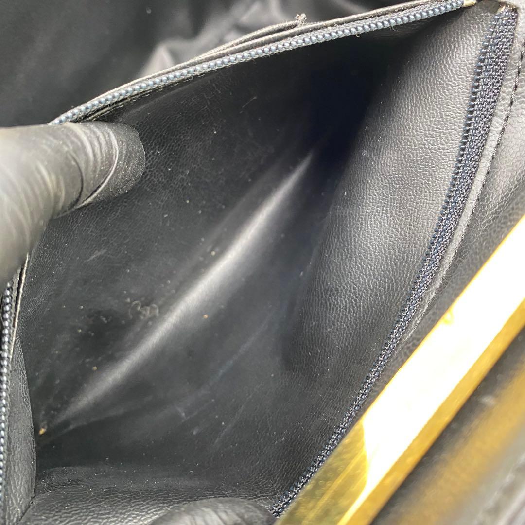 【美品】ロベルタディカメリーノ ハンドバッグ バゴンギ カラベラ レザー 黒色