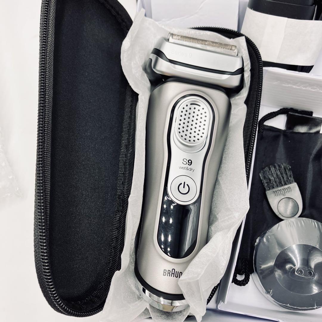 新品未使用 ブラウン Braun シェーバー シリーズ9 9345s-V