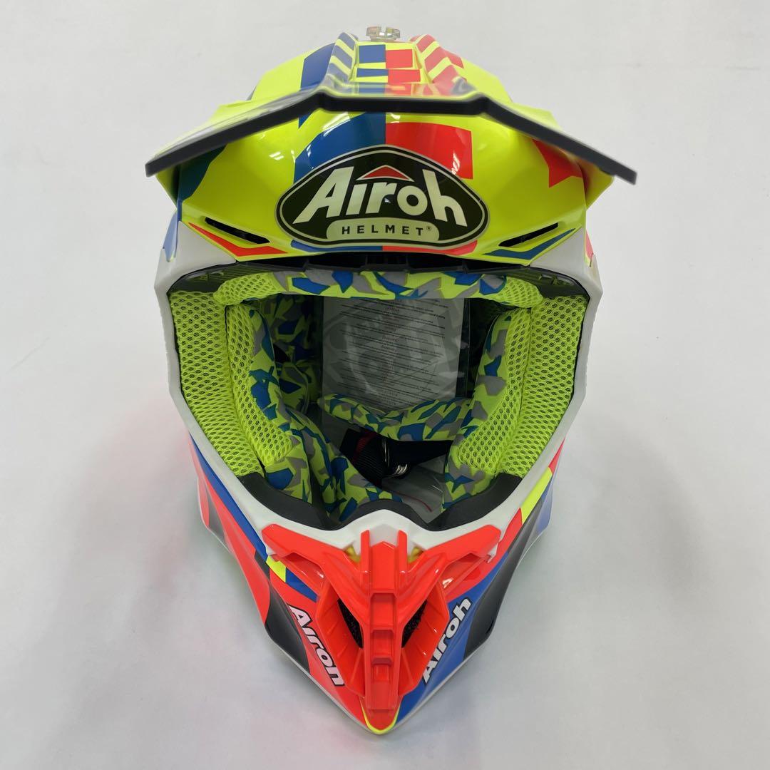 新品Airoh アイロー Twist2.0グラフィックモトクロスヘルメット 画像3
