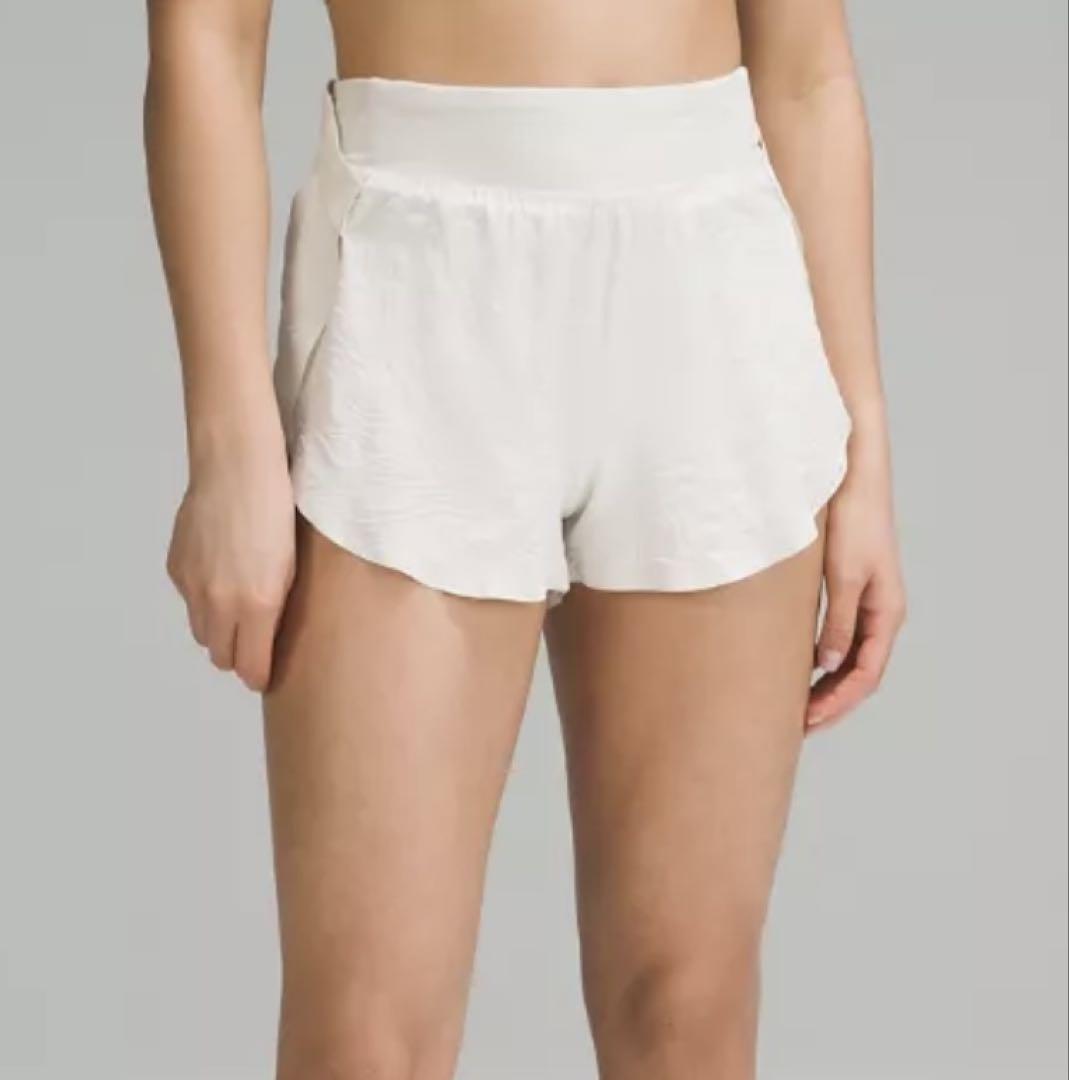 新品 ルルレモン Fast and Free HR Short 2\"（サイズ8）