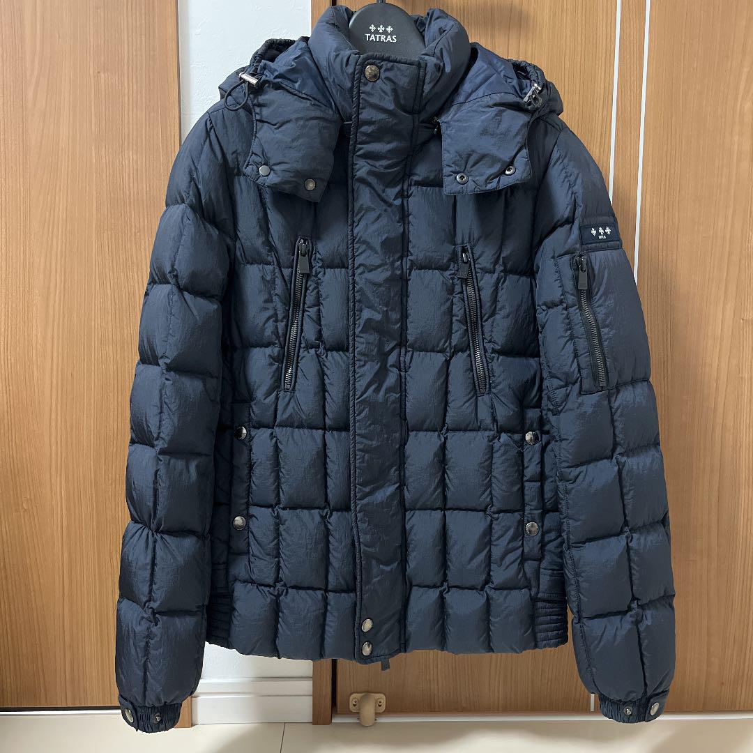 49%割引M【即日発送】 Kuri様専用タトラス FORATO ネイビー サイズ02 ショッピング買付 タトラスダウン(サイズ02)メンズ ダウンジャケット