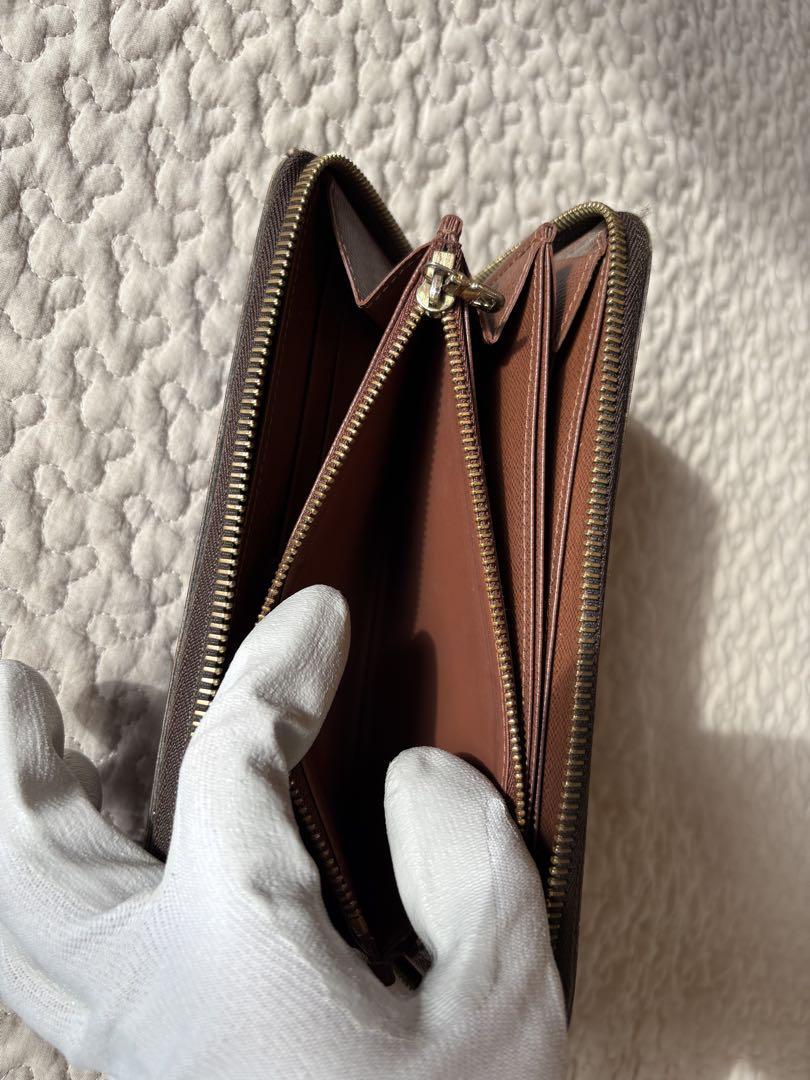VUITTON モノグラム　長財布