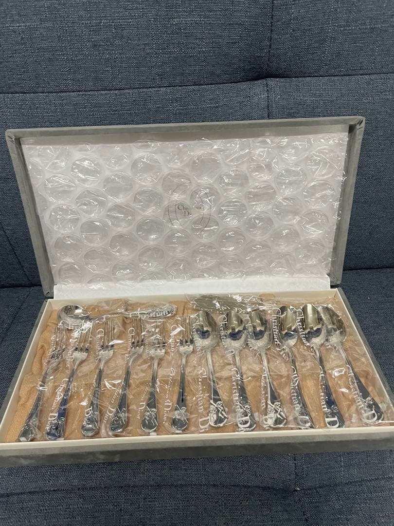 カトラリーセット 12点Christian