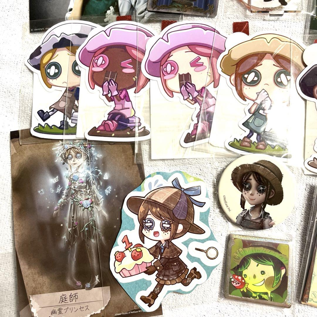 第五人格　庭師　エマ　缶バッジ IdentityV 第五人格 庭師 エマ 缶バッチ グッズ - メルカリ