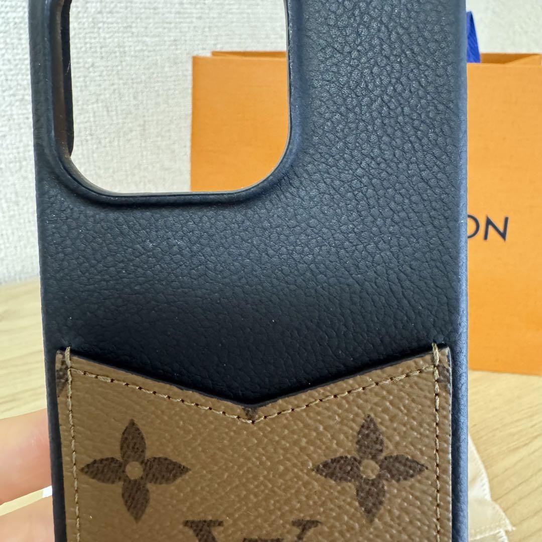 ルイヴィトン　iPhone15proケース