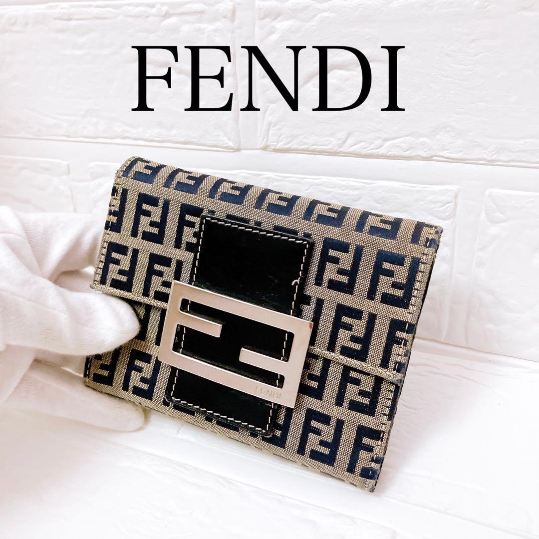 本命ギフト フェンディ FENDI ズッカ柄 三つ折り財布 折り財布