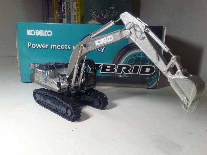 ミニカー 1/50 Motorart コベルコ SK210-10 シルバー