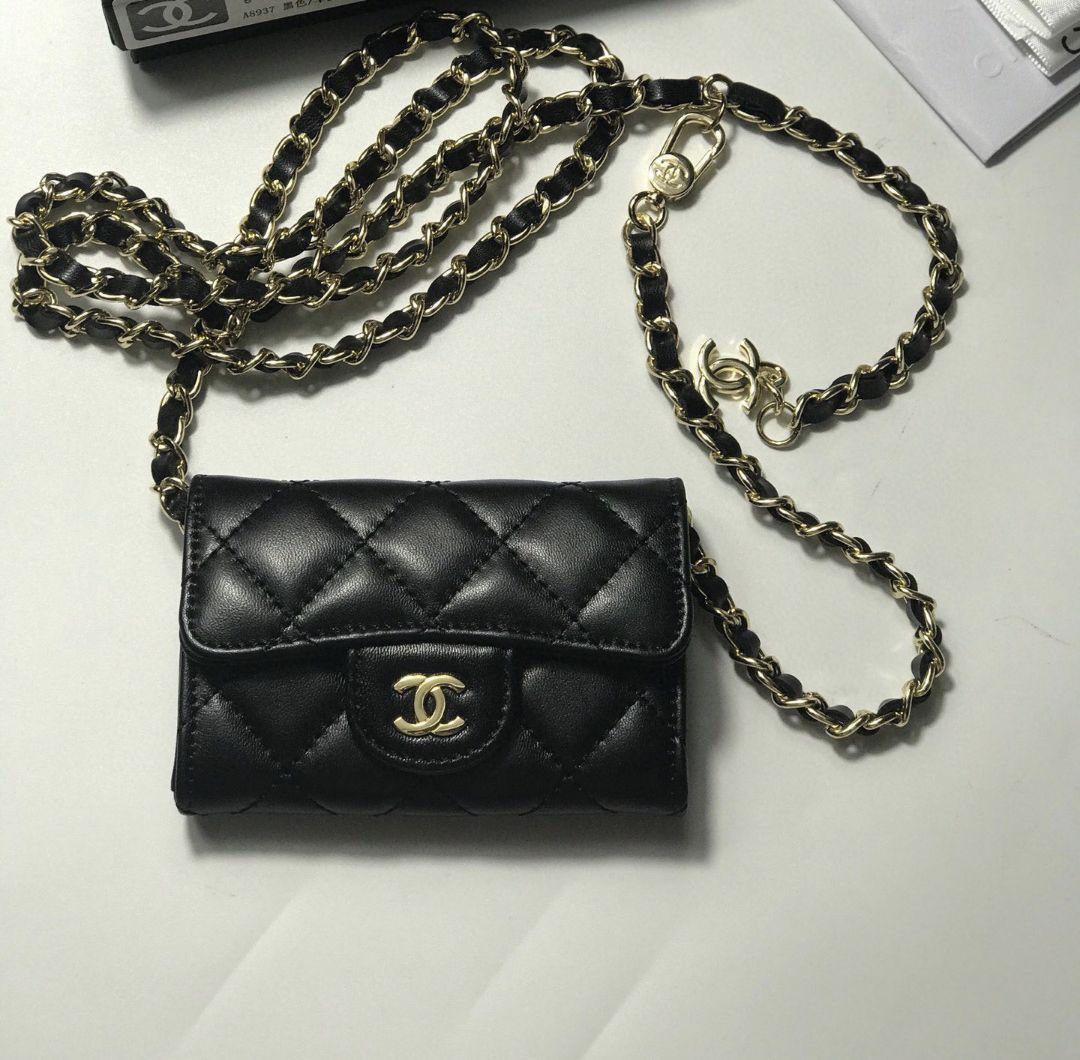 CHANELシャネル ショルダーバッグ かわいい