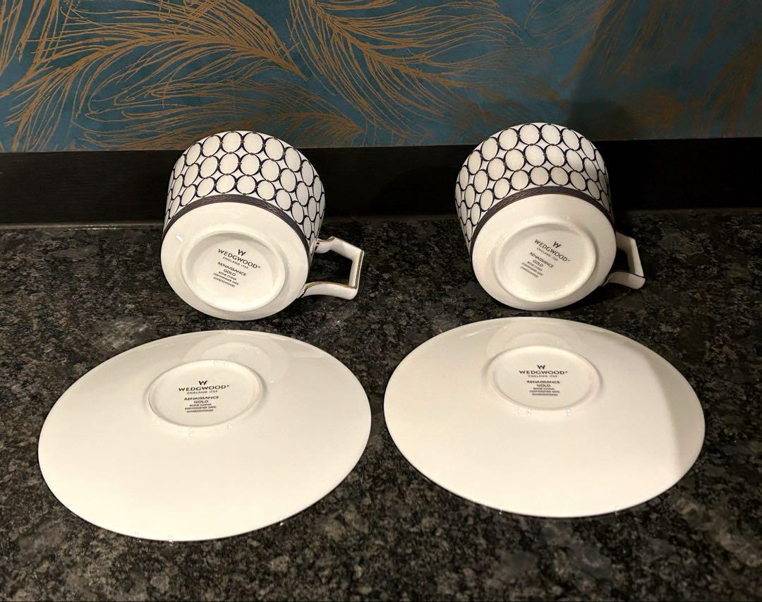 WEDGWOOD RENAISSANCE GOLD ティーカップ・ソーサーセット