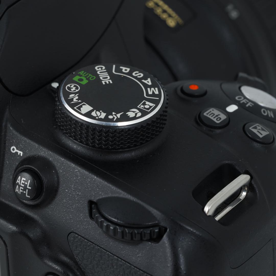 113★ 初心者 デジタル一眼レフ NIKON ニコン D3200