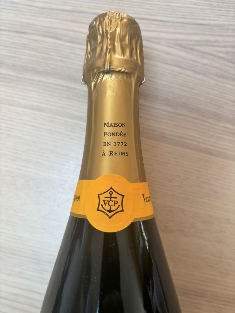 ヴーヴ・クリコ ブリュット イエローラベル 750ml