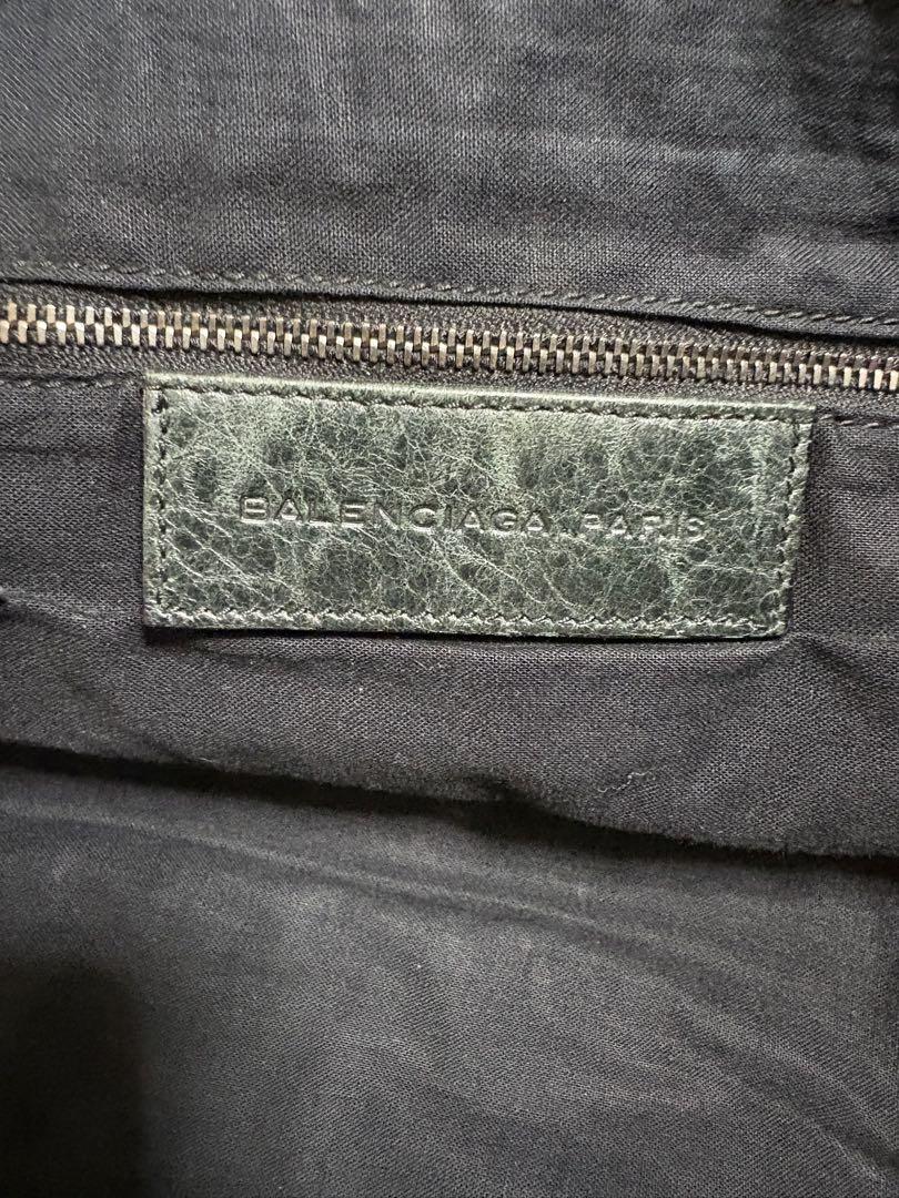 BALENCIAGA　ザ・デイ　ショルダーバッグ