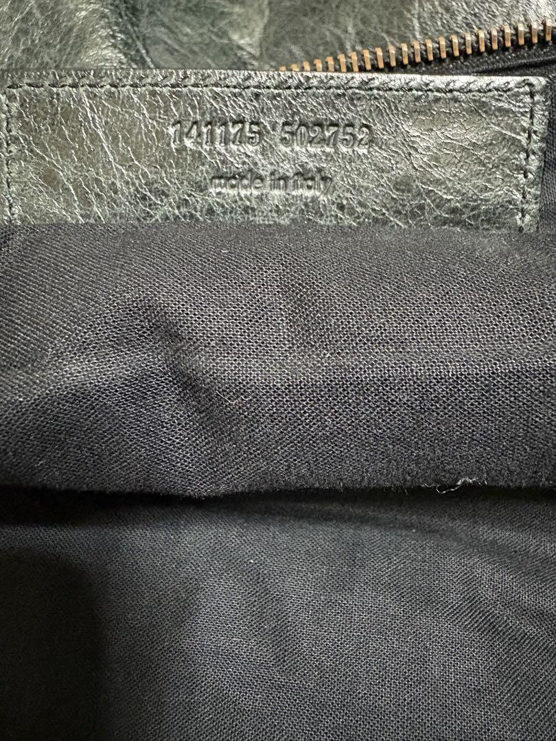 BALENCIAGA　ザ・デイ　ショルダーバッグ