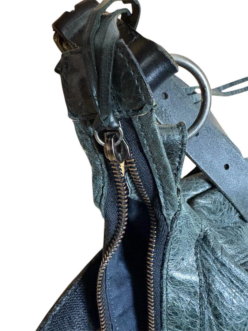 BALENCIAGA　ザ・デイ　ショルダーバッグ