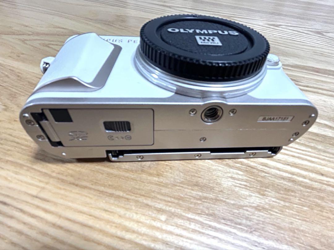ページ OLYMPUS