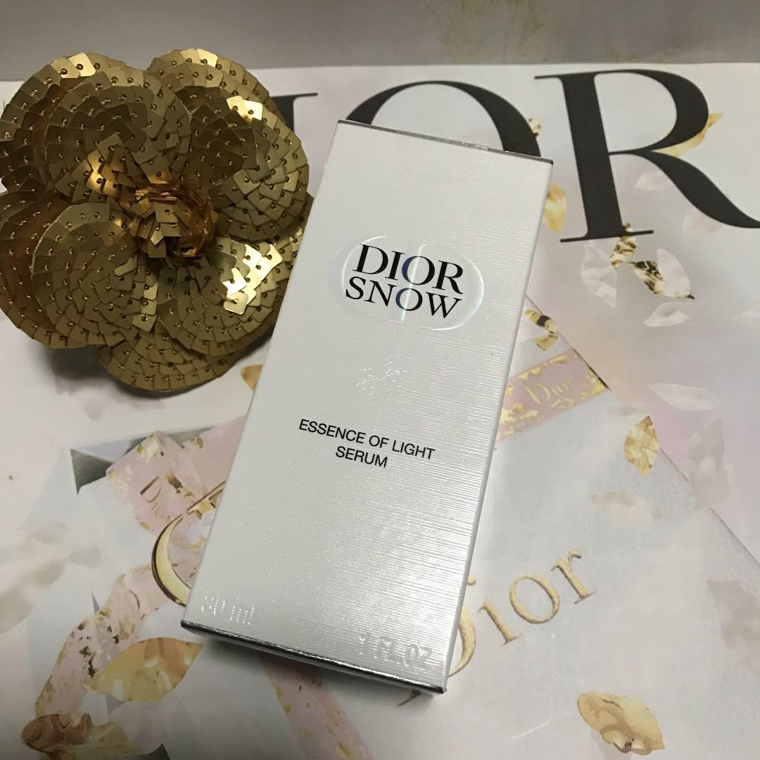 ✨新品未開封☆ディオール スノー エッセンス オブ ライト セラム 30ml