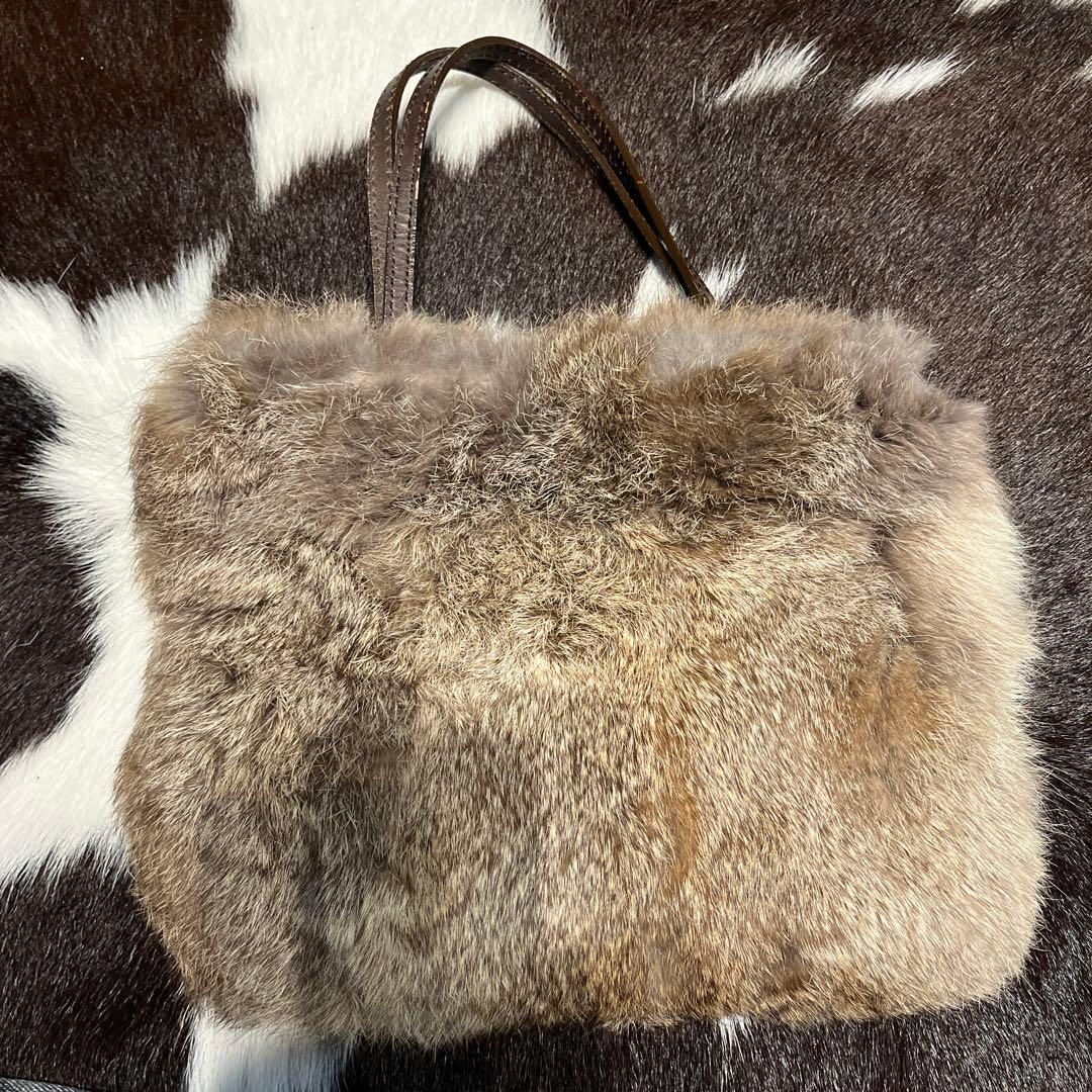 高級うさぎ毛　ファーバッグ　触り心地◎ 冬物　本物