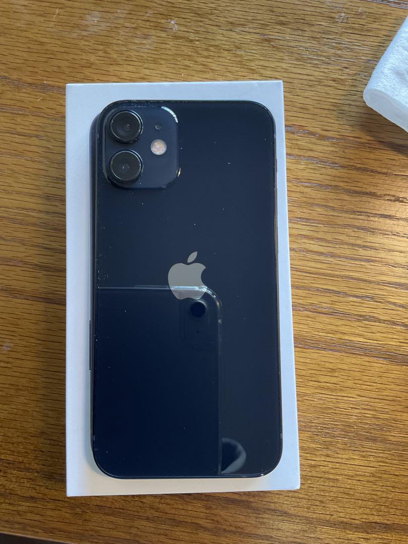 iPhone 12 mini ブラック 64 GB au