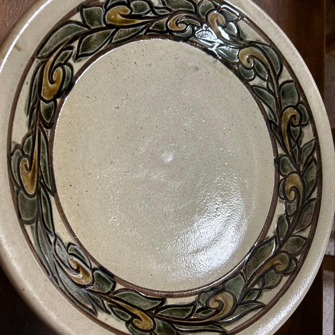 やちむん　唐草模様　線彫　照屋窯　照屋佳信　大鉢　33㎝　11寸　大皿
