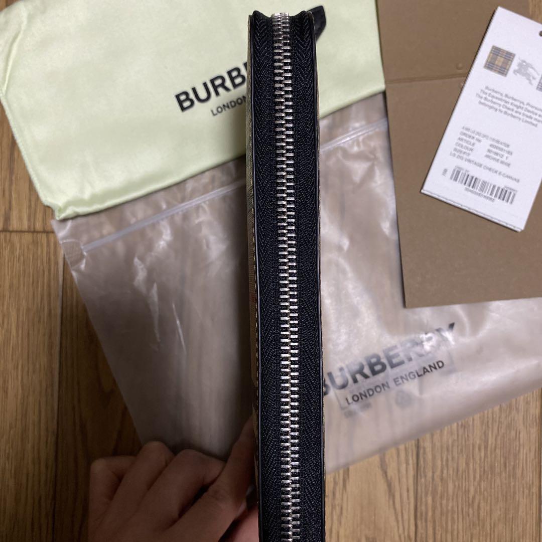 美品✨バーバリー 長財布 PVC ノバチェック ハウスチェック ブラック 黒 BURBERRY - バーバリー ラウンドファスナー 長財布 ブラック