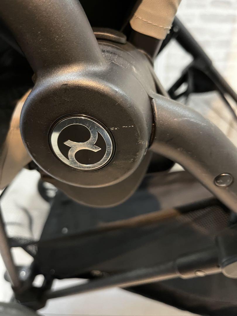 サイベックス　Cybex メリオ　カーボン　グレー