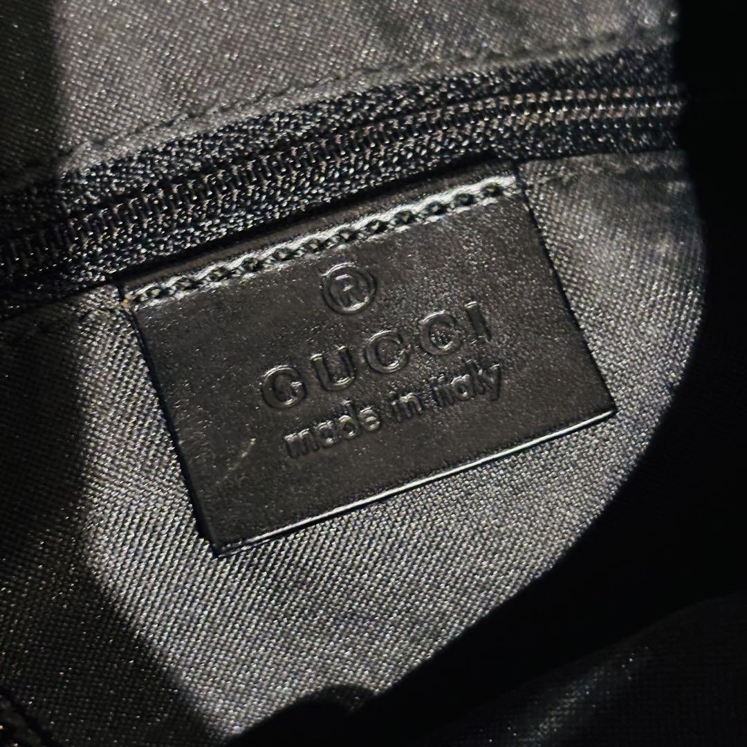 【希少】 グッチ ハーフムーン アクセサリーポーチ ワンショルダー GG GUCCI - グッチ アクセサリーポーチ GGキャンバス ワン