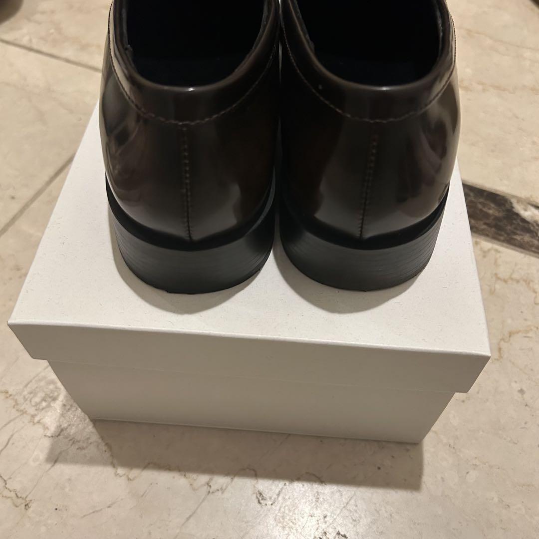 CHARLES & KEITH メタリックバックル ストラップローファー