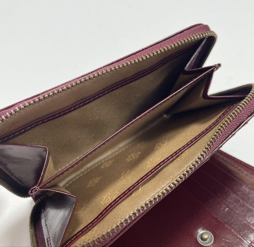 新品 ダコタ 小銭入れ付き財布 2つ折り アロマティコ ワイン