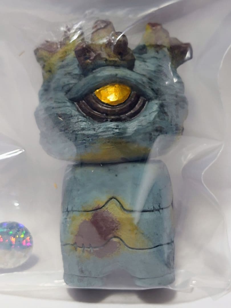 Operculicarya 羅本製所 Robin ceramic studio Operculicarya 羅本製所 Robin ceramic studio