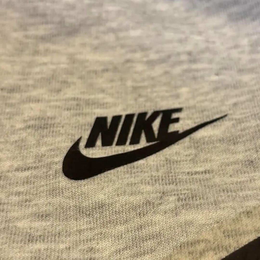 NIKE ナイキ　テックフリース　グレー