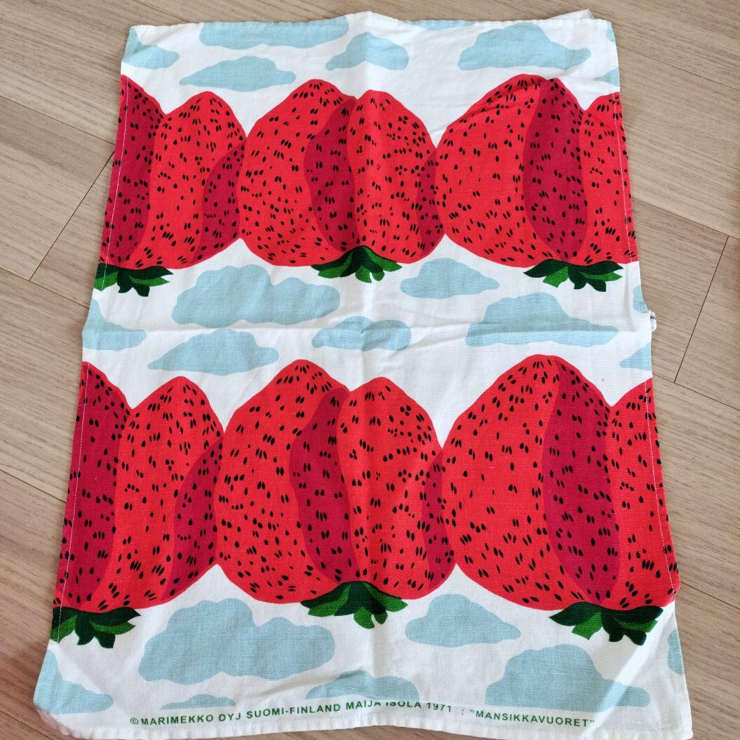 マリメッコmarimekko ティータオル  マンシッカ