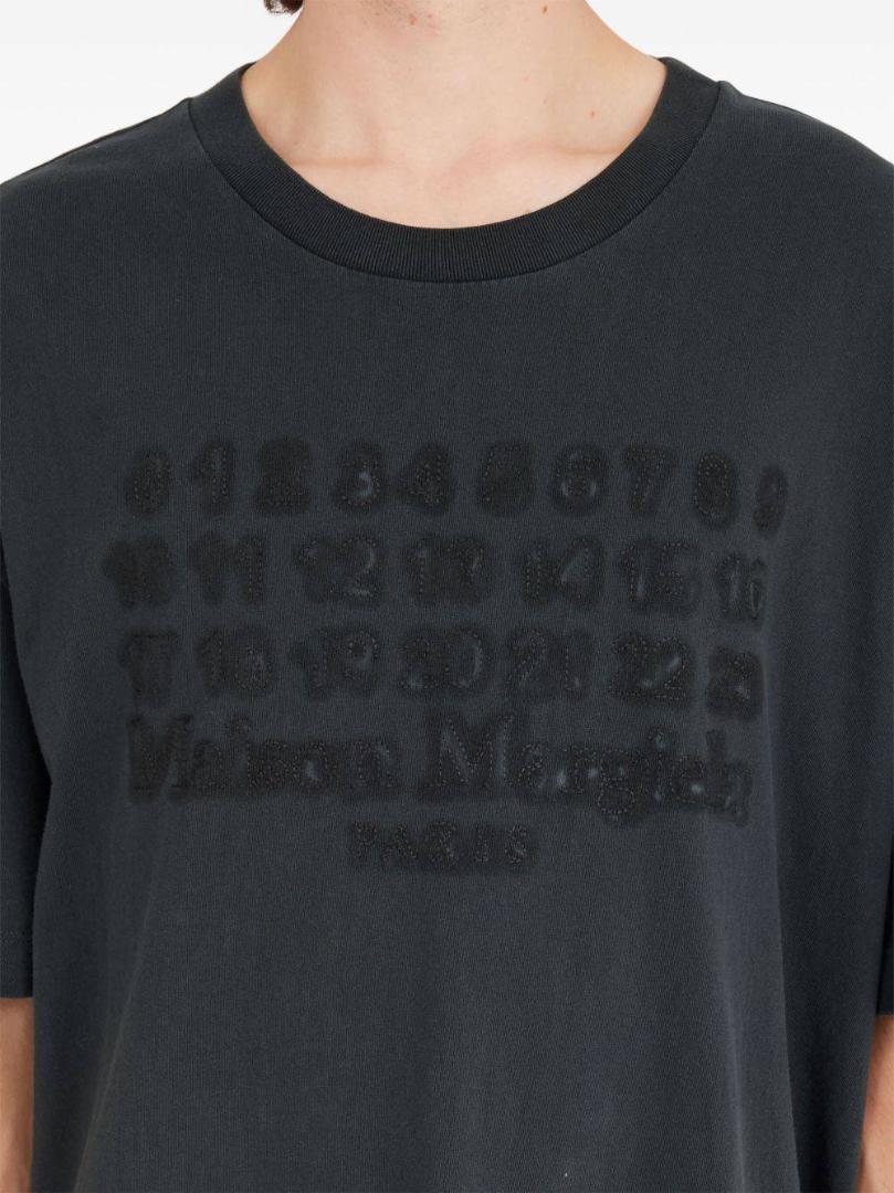 【新品】MAISON MARGIELA エンブロイダー ロゴ Tシャツ 黒色 M