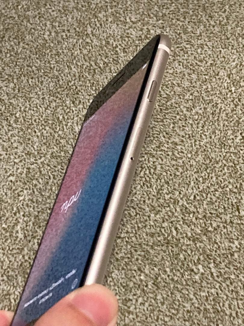 iphone se (第3世代) 128gb スターライト SIMフリー