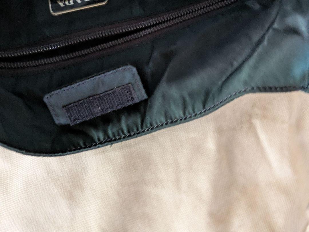 PRADA プラダ