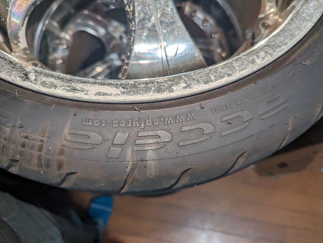 VOLTEC 17インチ　①
