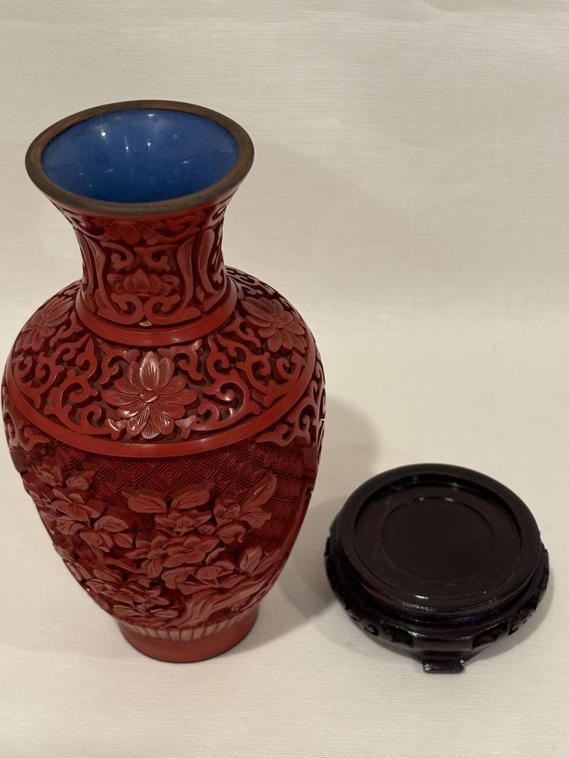 【美品】堆朱 漆彫り花瓶 中国美術 彫刻花瓶 彫漆花瓶（花の彫刻）