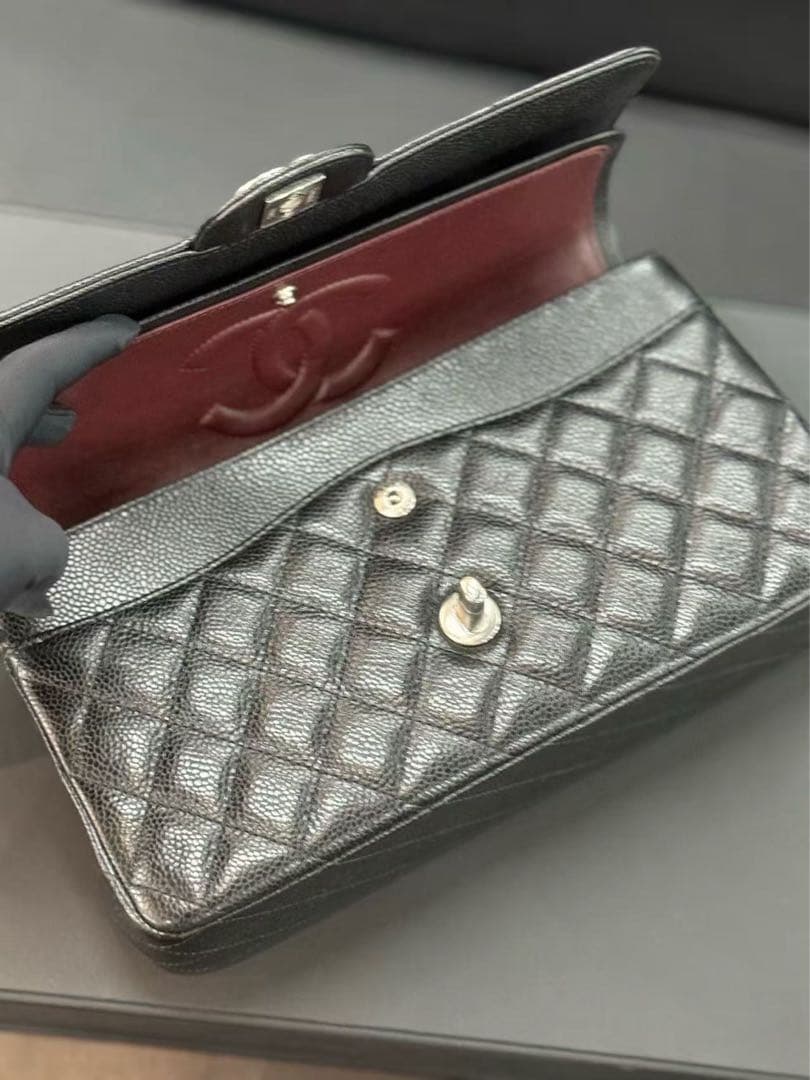 CHANEL ブラック キルティング ショルダーバッグ