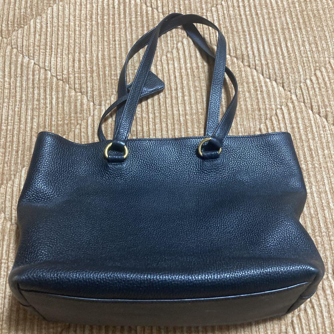 PRADAバック
